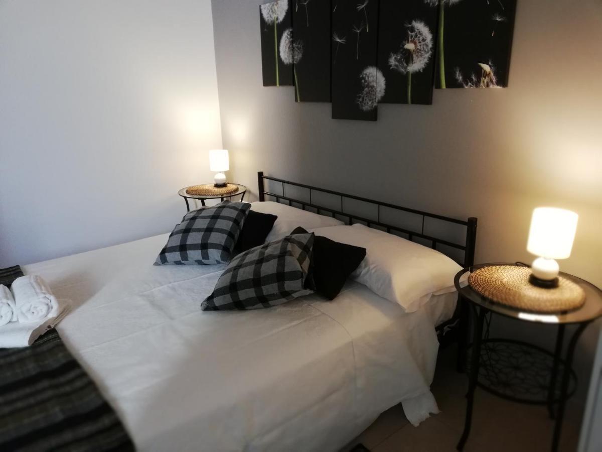 B&B Passione Del Sud เลชเช ภายนอก รูปภาพ